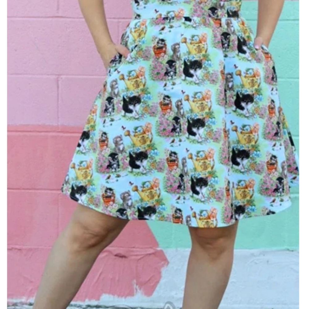 Retrolicious kitten skirt M NWT